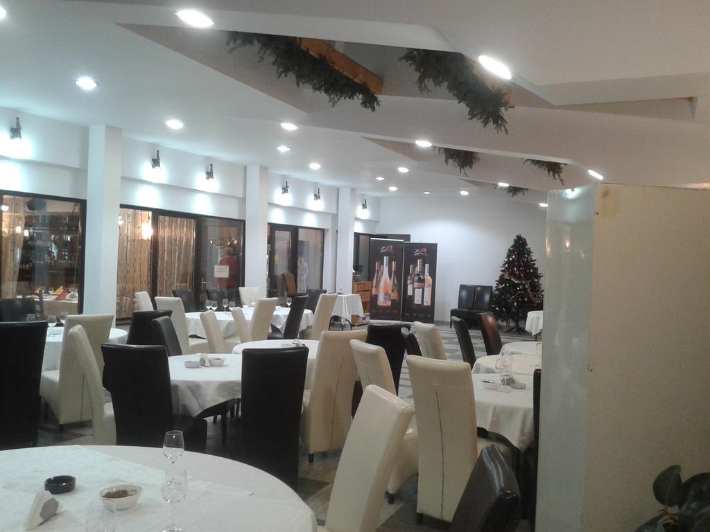 Hotel Zada เปรดัล ภายนอก รูปภาพ