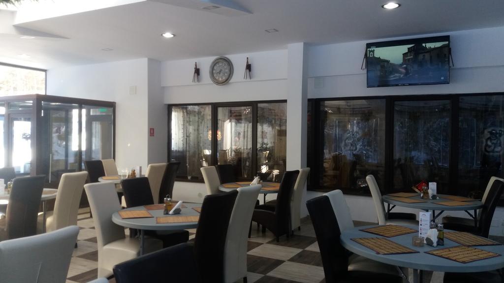 Hotel Zada เปรดัล ภายนอก รูปภาพ